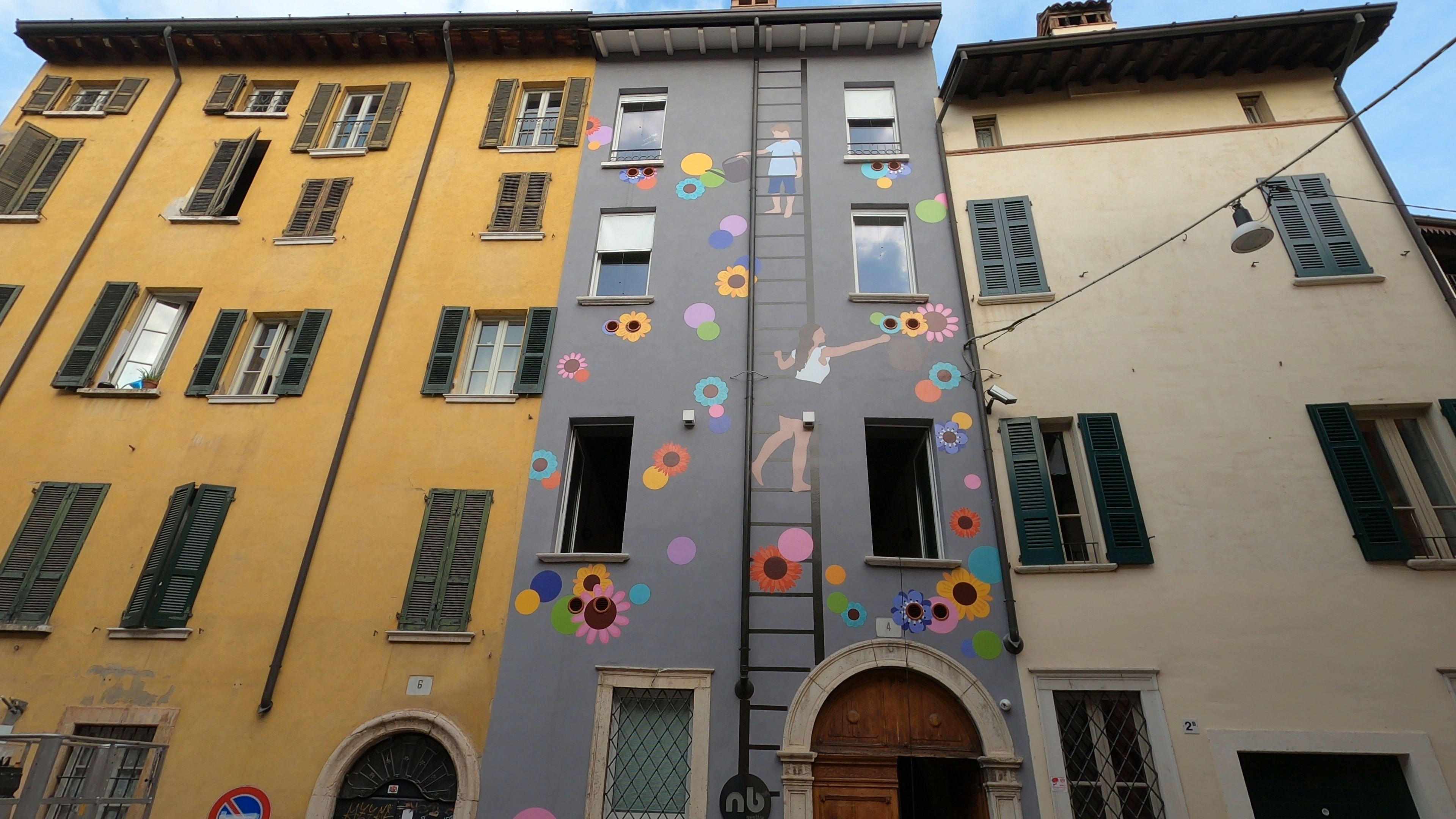 Un’opera di street art per parlare di sostenibilità e creare bellezza